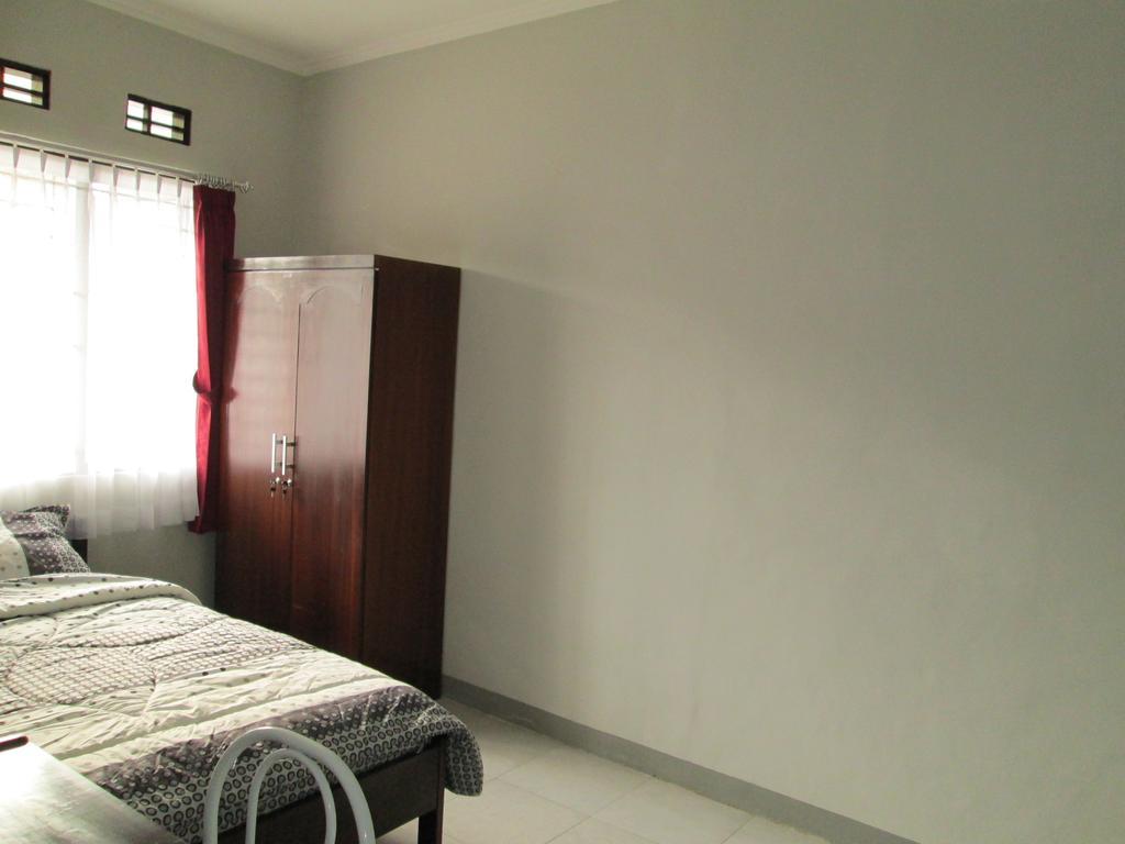 Elenor's Home Bandung Værelse billede