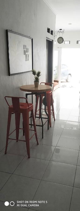 Elenor's Home Bandung Eksteriør billede